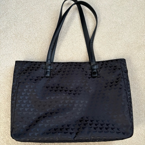 Lo & Sons Black Saffiano 15” Seville Tote with gold hardware and extra NEW shell - Picture 12 of 16